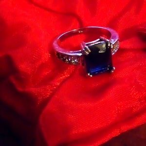 Vintage silver and blue ring size 6.5